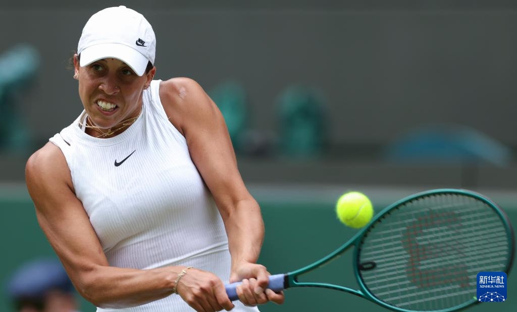 詹姆斯在一 詹姆斯在一