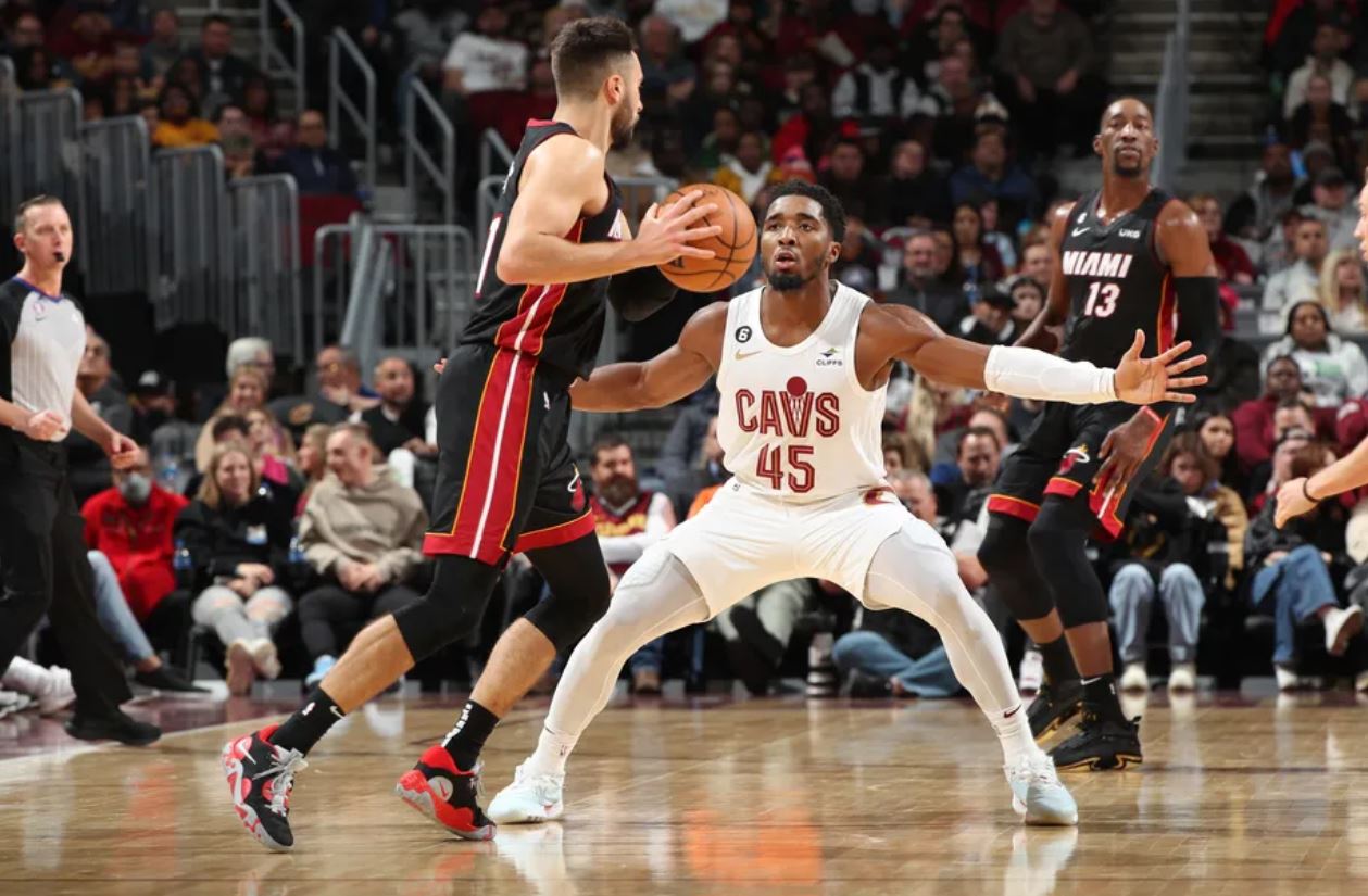 更是一场情 更是一场情